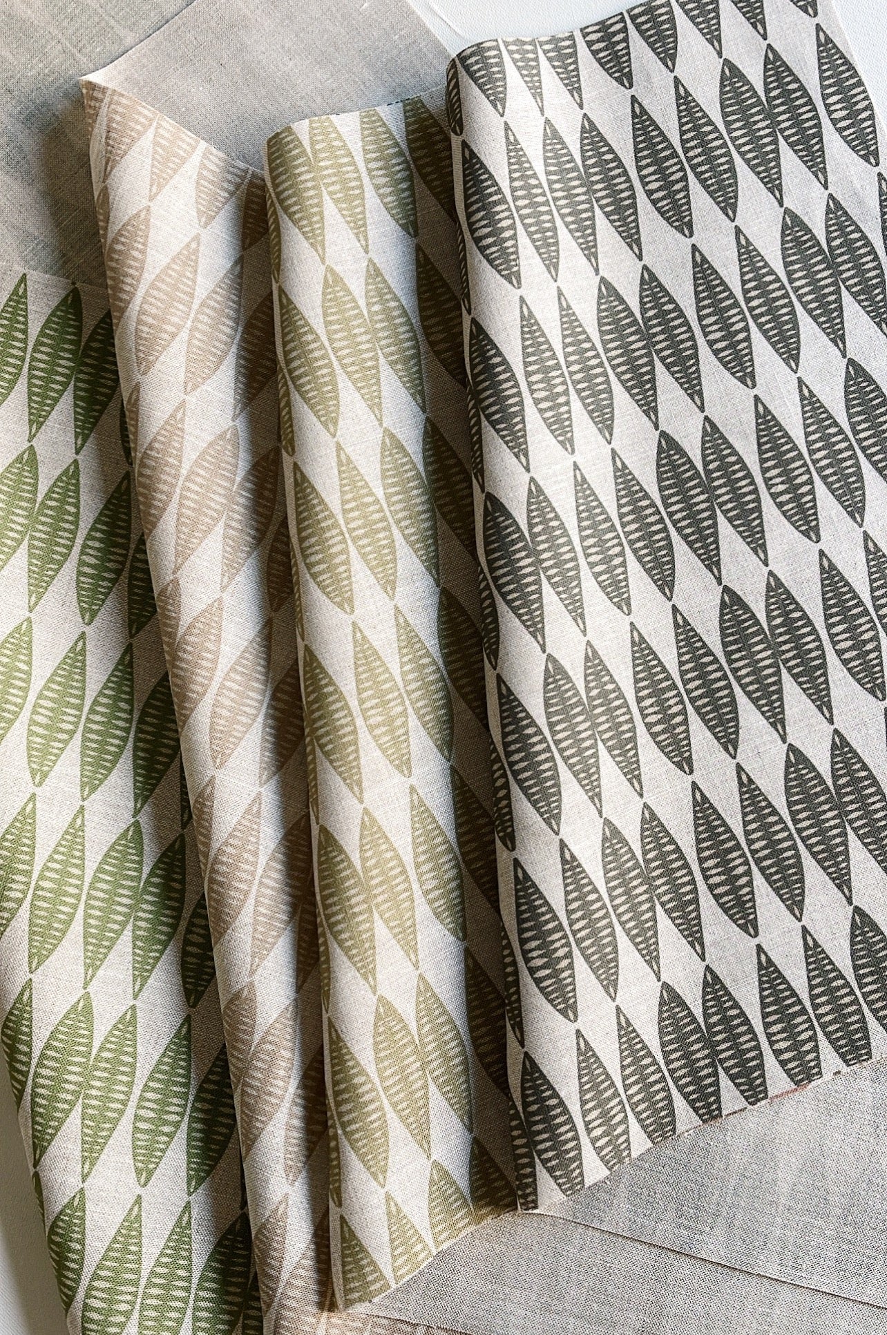 Leaflette Fabric in Lemongrass